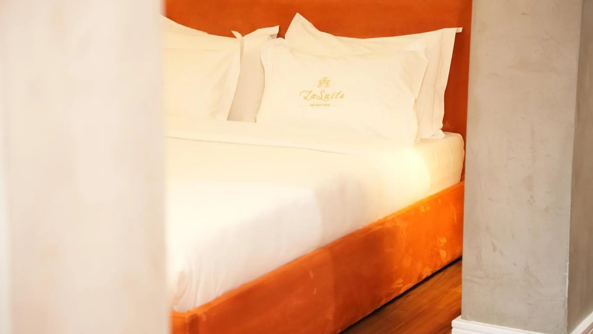 ****  La Suite Boutique Hotel Tirana Albánia