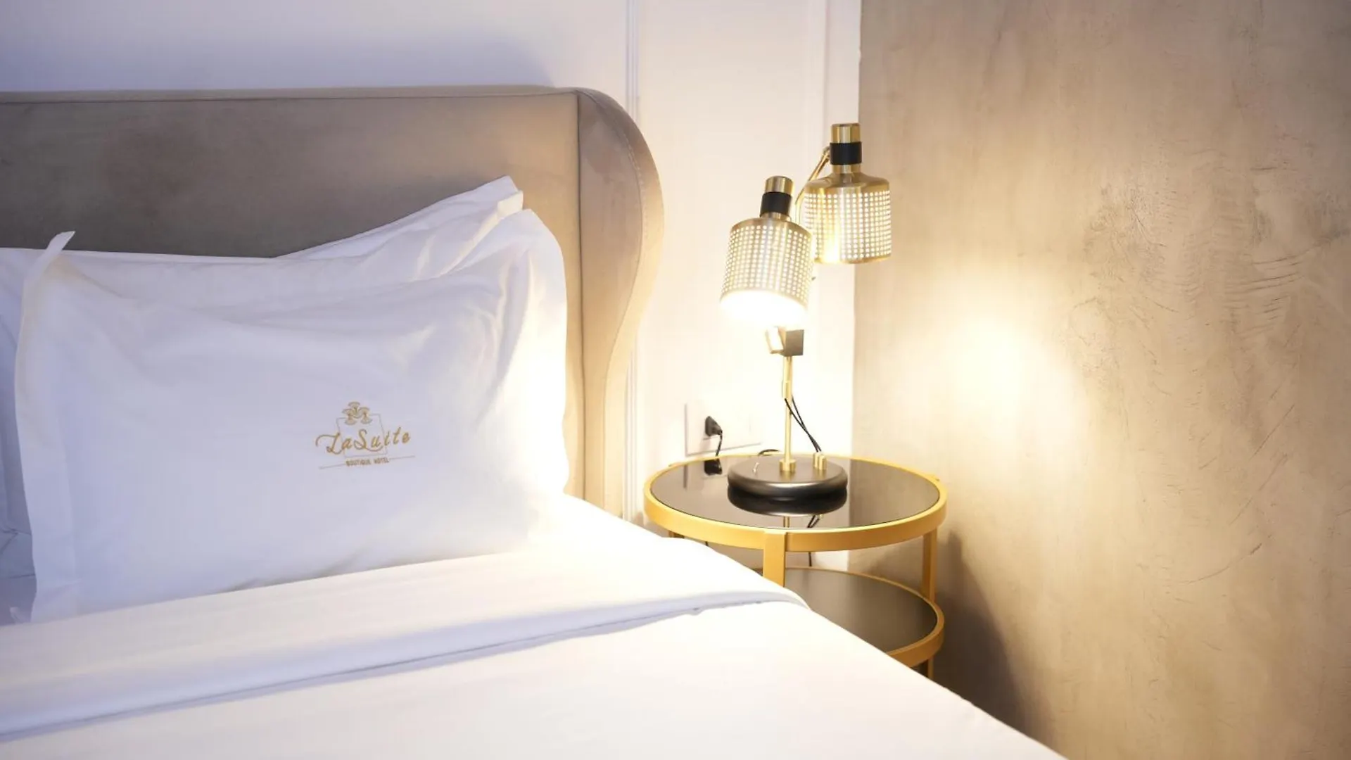 טיראנה La Suite Boutique Hotel